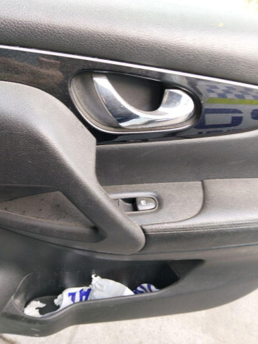MANDO ELEVALUNAS DELANTERO DERECHO NISSAN QASHQAI (J11E) 