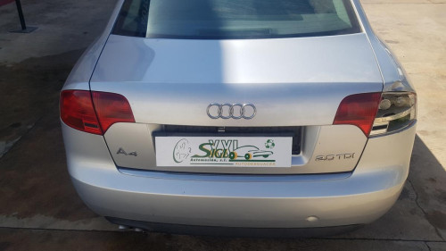 TAPA MALETERO Audi A4 Berlina (8E)(2004->) Audi A4 Berlina (8E)(2004->) 