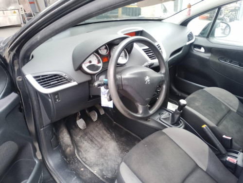 PEUGEOT 207 — автомобиль-донор на запчасти 