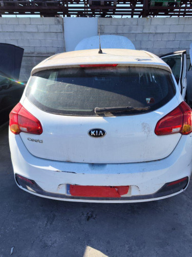 PORTON TRASERO Kia CEED (JD) 