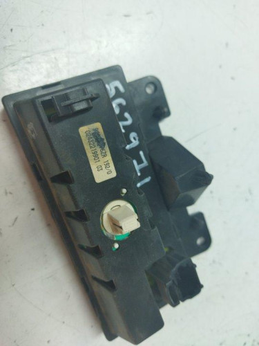  PANTALLA MULTIFUNCION PEUGEOT 206 