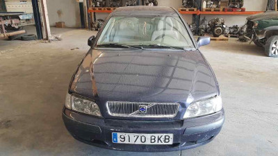 VOLVO S40 BERLINA