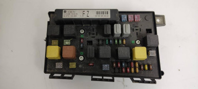 CAJA RELES / FUSIBLES, Opel, ASTRA H BERLINA