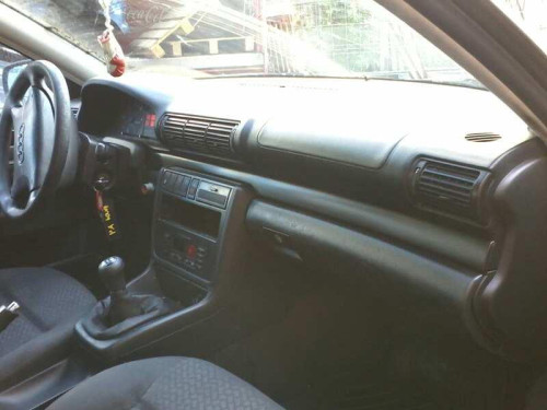  AUDI A4 BERLINA (B5) 