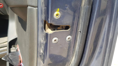 CERRADURA PUERTA DELANTERA DERECHA Nissan Pathfinder (R51)(01.2005->) Nissan Pathfinder (R51)(01.2005->) 