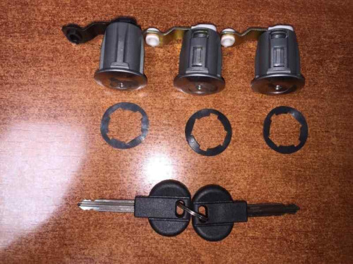 BOMBIN PUERTA DELANTERA IZQUIERDA 