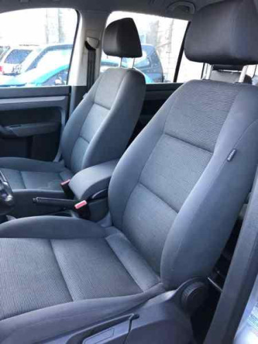  VOLKSWAGEN TOURAN (1T2) 