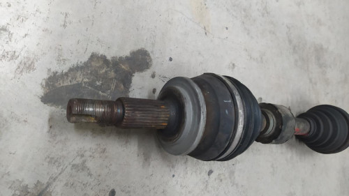 TRANSMISION DELANTERA IZQUIERDA Toyota RAV4 (A3) 