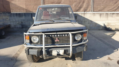  MITSUBISHI MONTERO (L040) 