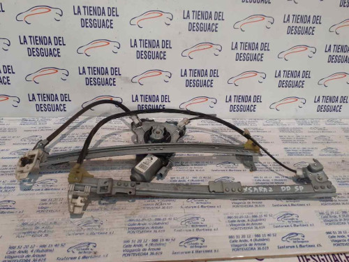  ELEVALUNAS DELANTERO DERECHO 