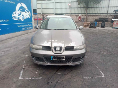 SEAT LEON (1M1)