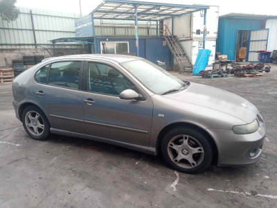 SEAT LEON (1M1)