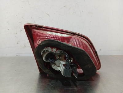 PILOTO TRASERO DERECHO INTERIOR, VOLKSWAGEN, PASSAT BERLINA (362)