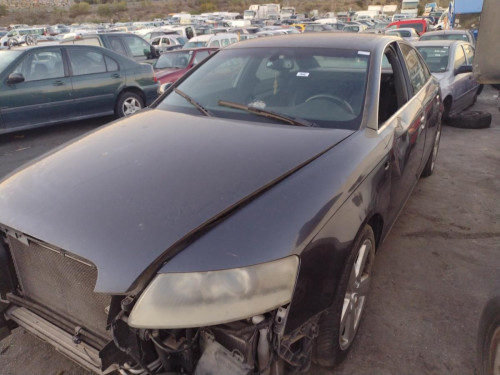  AUDI A6 BERLINA (4F2) 