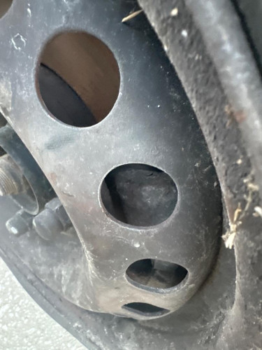 PINZA DE FRENO DELANTERA DERECHA Mitsubishi COLT CZ3 BERL. 5 (Z30A) 