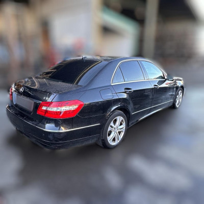 MERCEDES-BENZ CLASE E (BM 212) LIM.