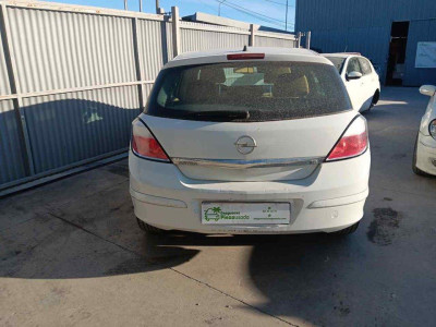 OPEL ASTRA H BERLINA