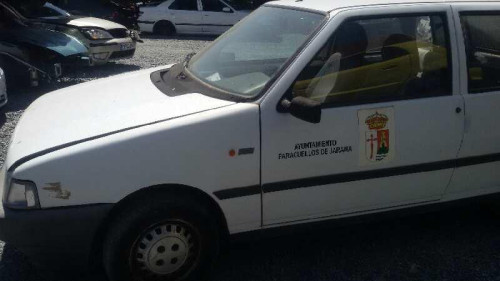 FIAT UNO (146) — vehículo donante para recambios 