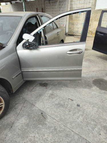 PUERTA DELANTERA IZQUIERDA MERCEDES-BENZ CLASE C (BM 203) BERLINA 