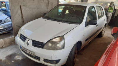 RENAULT CLIO II FASE II (B/CB0)
