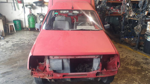  RENAULT 