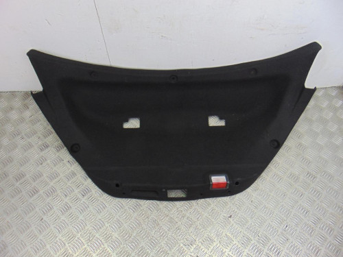GUARNECIDO PORTON TRASERO Mercedes-Benz CLASE CLA (BM 117) 
