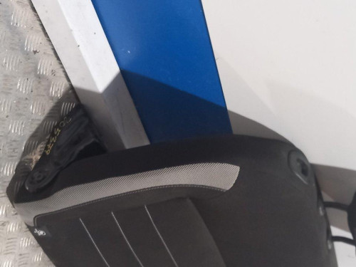  ASIENTOS TRASEROS DACIA SANDERO II 