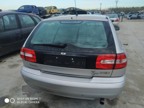  VOLVO V40 FAMILIAR 