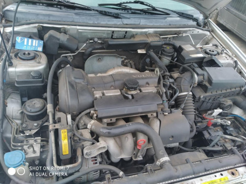  VOLVO V40 FAMILIAR 