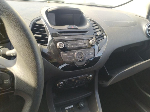 CONSOLA CENTRAL Ford KA+ (CDU) 