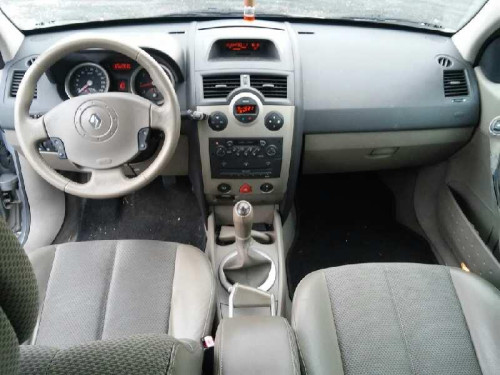  RENAULT MEGANE II BERLINA 5P 