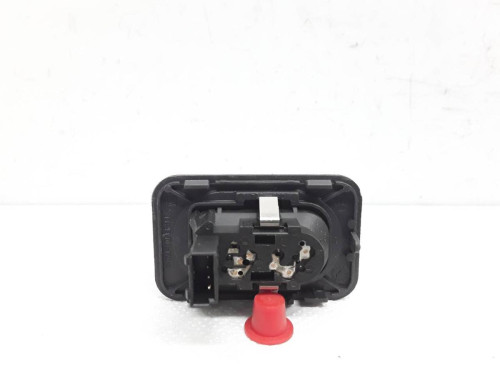 MANDO ELEVALUNAS DELANTERO DERECHO Opel MERIVA 