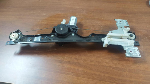 ELEVALUNAS TRASERO IZQUIERDO Jeep GRAND CHEROKEE (WH) 