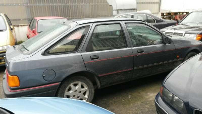FORD SIERRA BERLINA