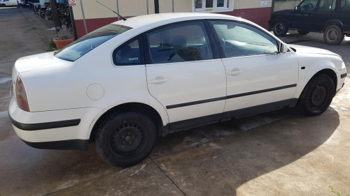  Volkswagen Passat Berlina (3B3)(2000->) SIN IDENTIFICAR 