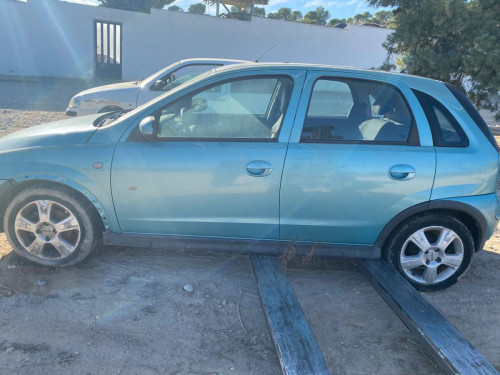OPEL CORSA C — автомобиль-донор на запчасти 