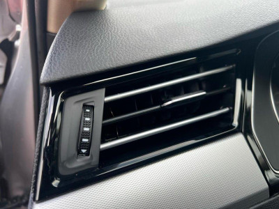 VOLKSWAGEN PASSAT BERLINA (3G2)