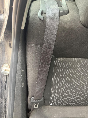 CINTURON SEGURIDAD TRASERO DERECHO Opel ASTRA J BERLINA 5P 