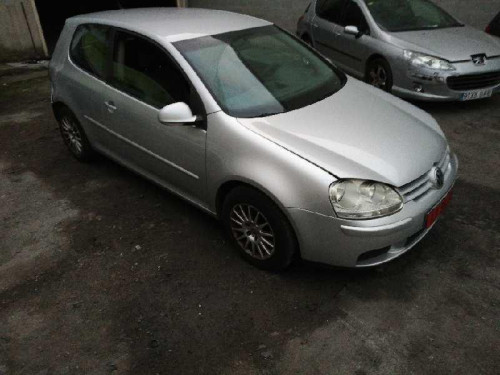 VOLKSWAGEN GOLF V (1K1)(10.2003) — автомобиль-донор на запчасти 