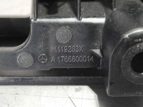 NO IDENTIFICADO Mercedes-Benz CLASE A (BM 176) 