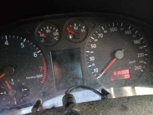  AUDI A6 BERLINA (4B2) 