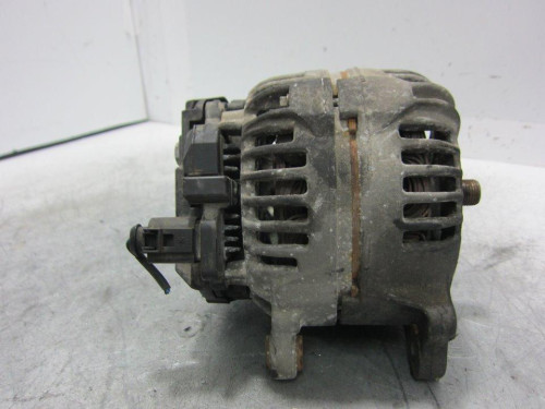  ALTERNADOR VOLKSWAGEN PASSAT BERLINA (3B2) 
