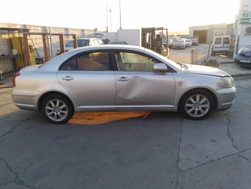  TOYOTA AVENSIS BERLINA (T25) 
