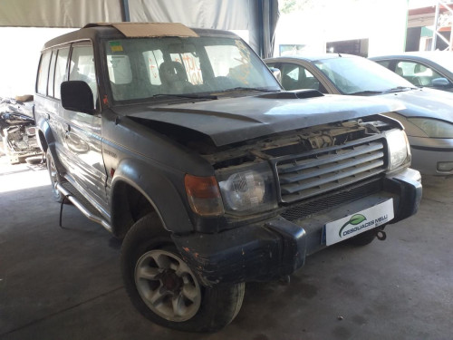  MITSUBISHI MONTERO (V20/V40) 