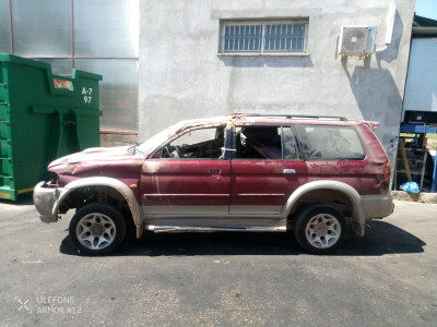 MITSUBISHI MONTERO SPORT (K90)