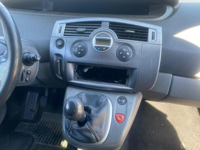 RENAULT SCENIC II (JM)