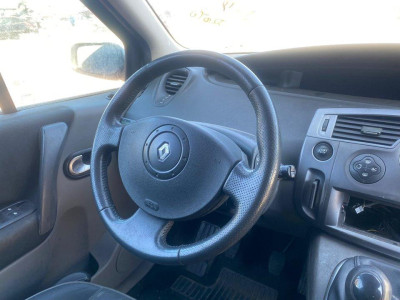 RENAULT SCENIC II (JM)