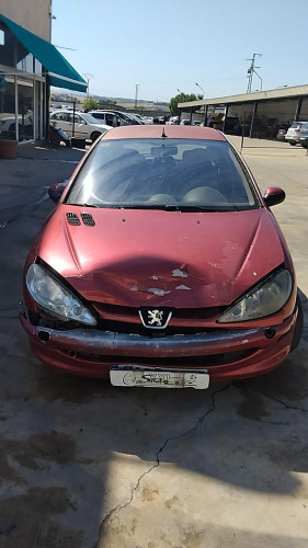 Peugeot 206 (1998->) — автомобиль-донор на запчасти 