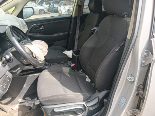 KIA CARENS (RP) — автомобиль-донор на запчасти 