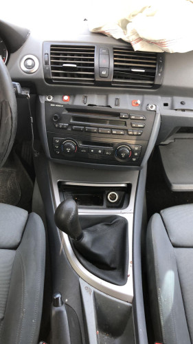 BMW SERIE 1 BERLINA (E81/E87) — автомобиль-донор на запчасти 